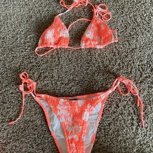 Pink and white triangl bikini